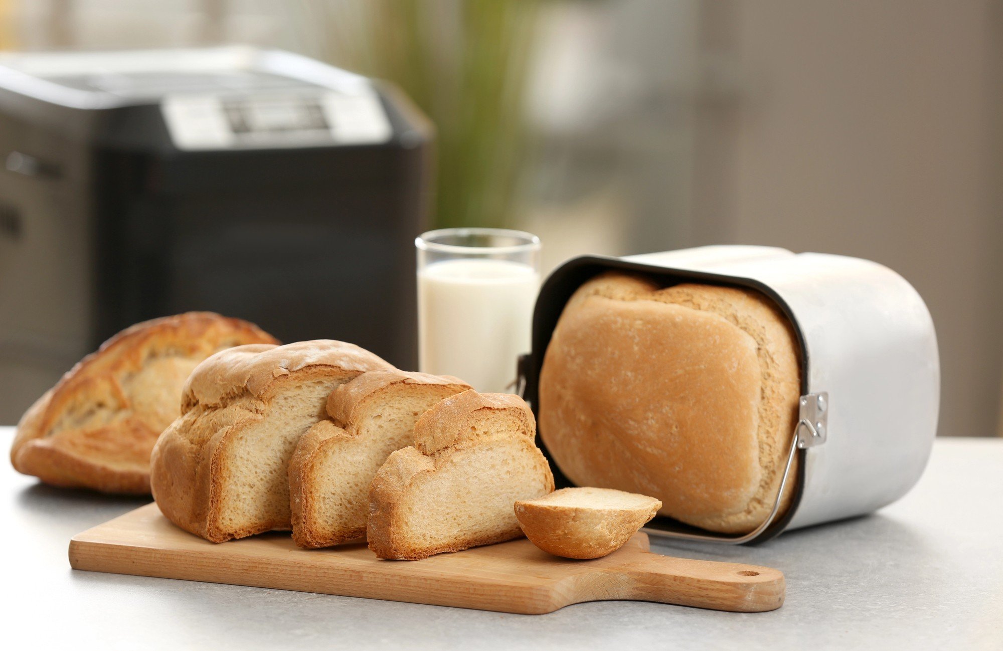 Get Your Dream Breadmaker at Our Store