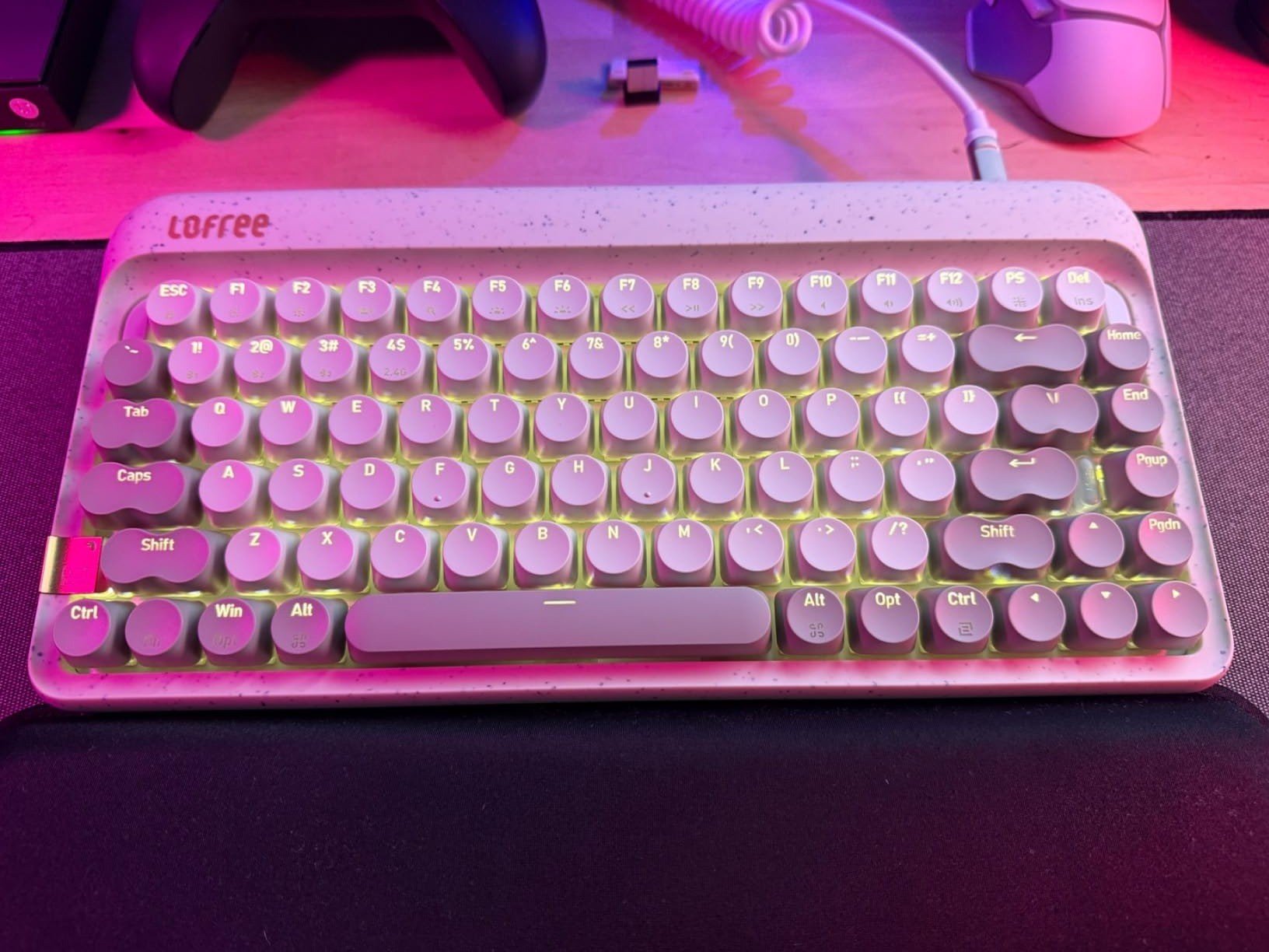Find Your Perfect Keyboard for a Soothing ASMR Experience