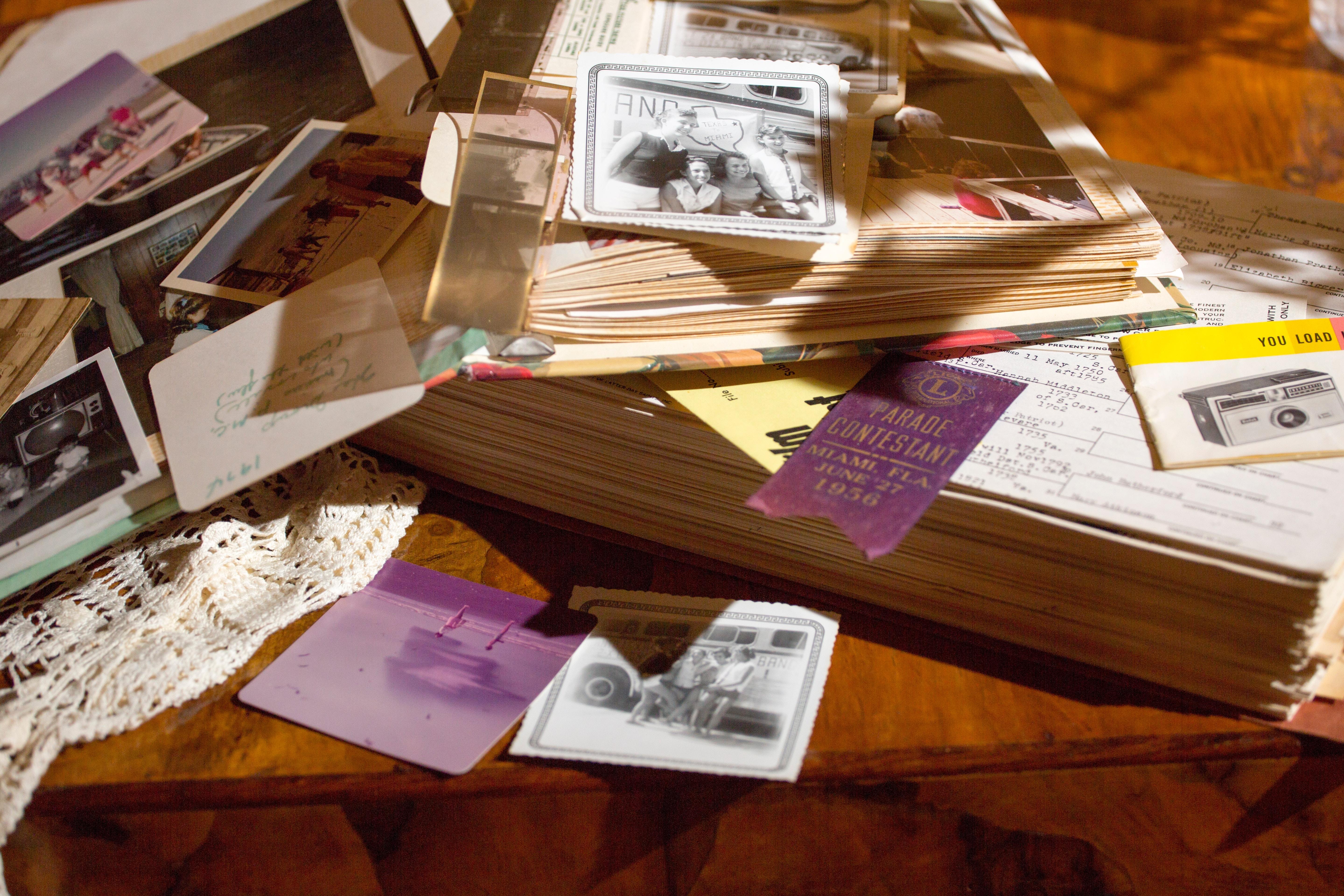 Take advantage of our special offers and discounts US Dollar bills scattered on the floor